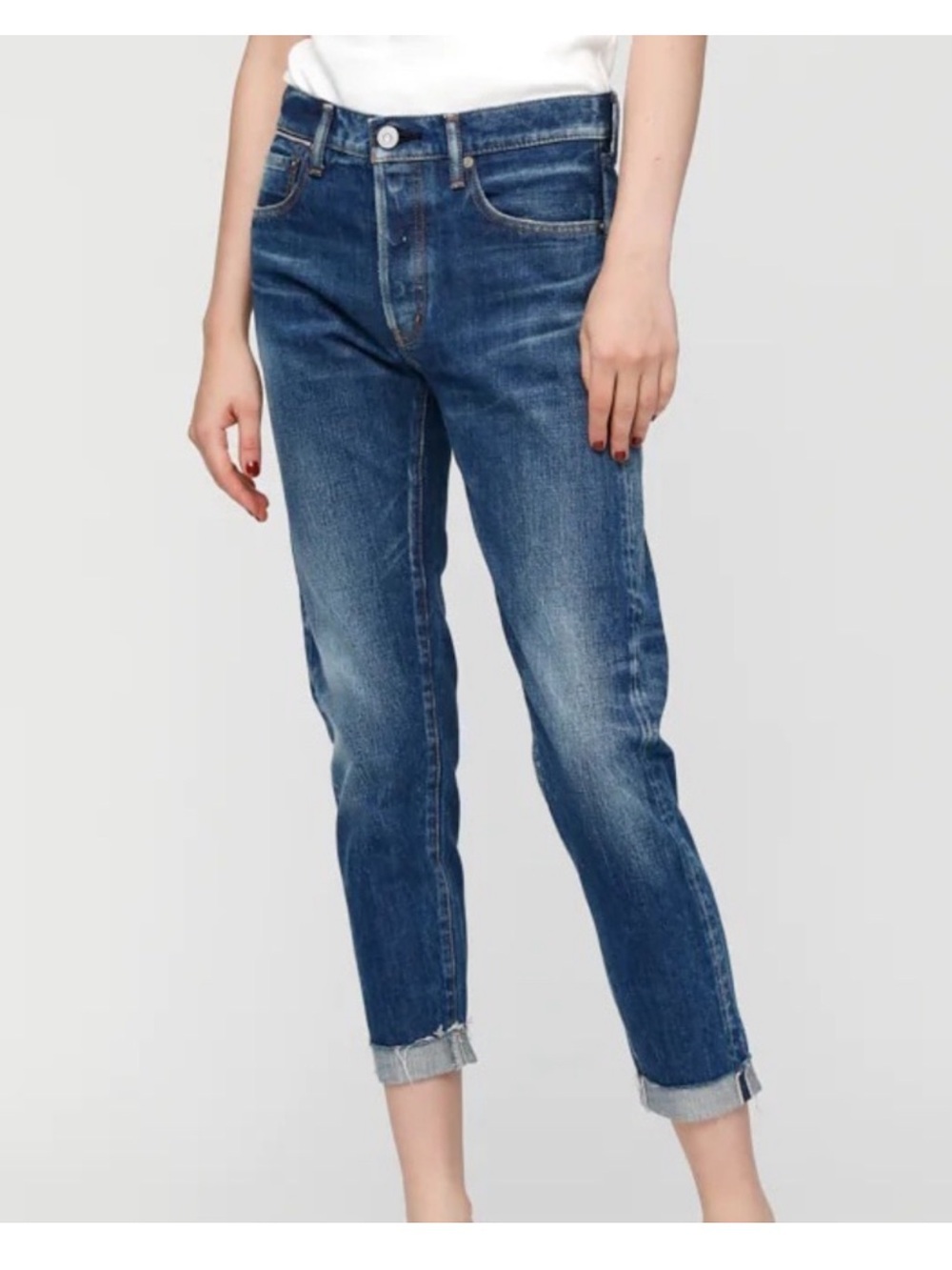 Revolve Moussy vintage  Tapered woman’s jeans